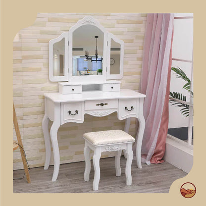 Luxurious Beauty Station